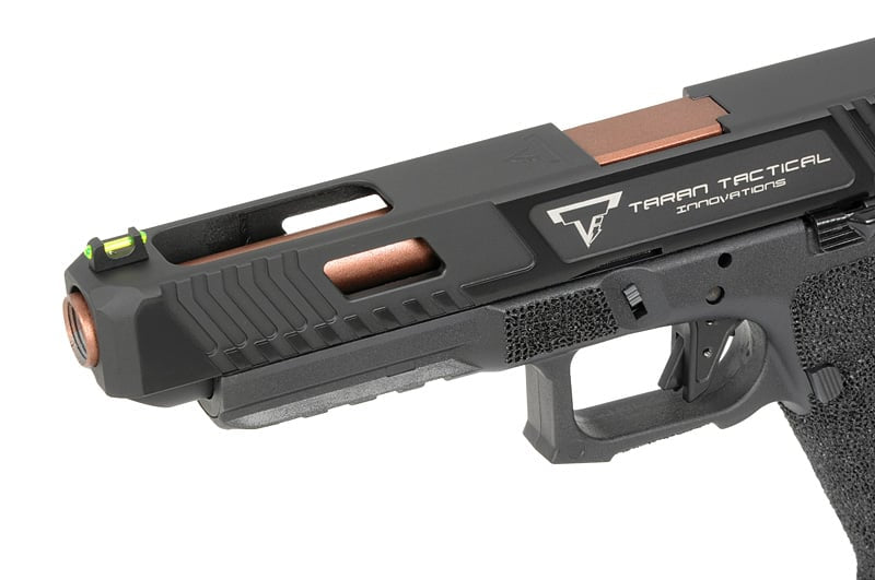 Replica personalizzata TTI JW2 Combat Master di EMG