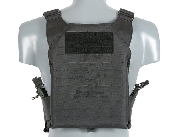 Plate Carrier Recon "Buckle Up" con porta caricatori AR15/AK nero di 8FIELDS