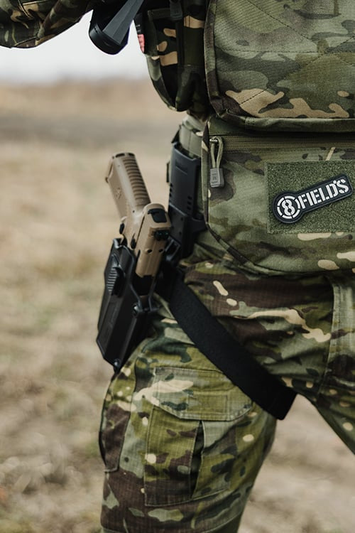 Fondina Per-Fit per oltre 80 modelli di pistola nera di AMOMAX