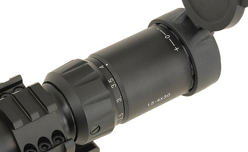 Ottica 1.5-4x30 con attacco cantilever di PCS