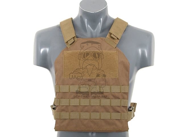 Plate Carrier Semplice Coyote con Piastre Fittizie di 8FIELDS