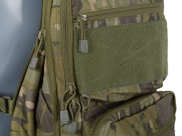 Zaino con pannello frontale MOLLE Coyote di 8FIELDS