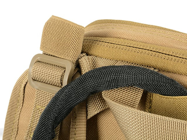 Cinghia in gomma nera per webbing di 8FIELDS