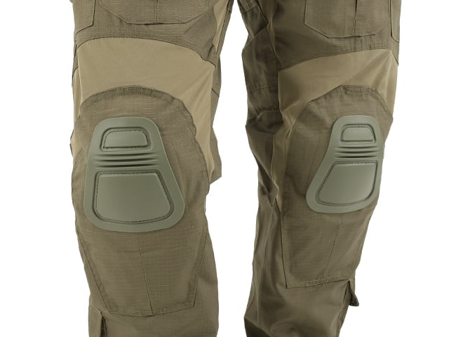 Uniforme da combattimento taglia L color oliva di 8FIELDS