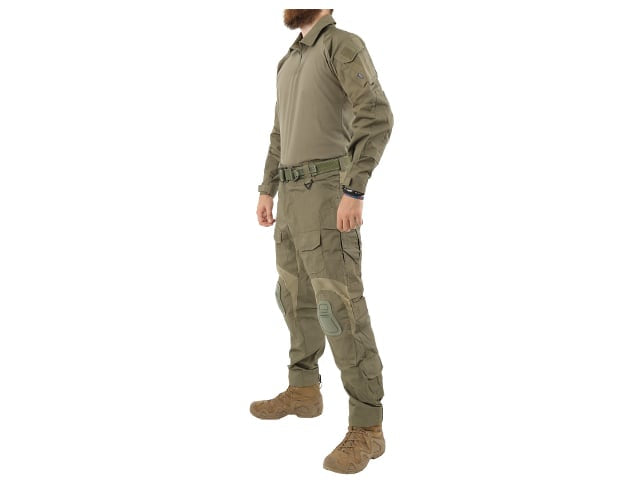Completo mimetico da combattimento taglia XL olive di 8FIELDS