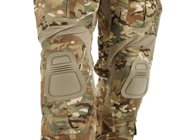 Uniforme tattica completa Multicamo taglia M di 8FIELDS