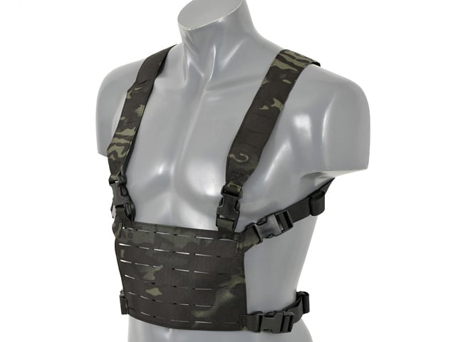 Chest Rig leggero Laser-Cut Multicamo Black di 8FIELDS