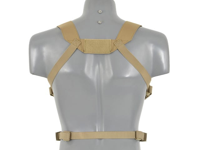 Chest Rig leggero con taglio laser Tan di 8FIELDS