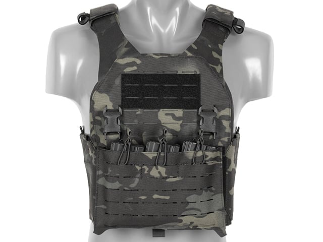 Plate Carrier QRF Laser-Cut con tasca AR15/AK Multicamo Black di 8FIELDS