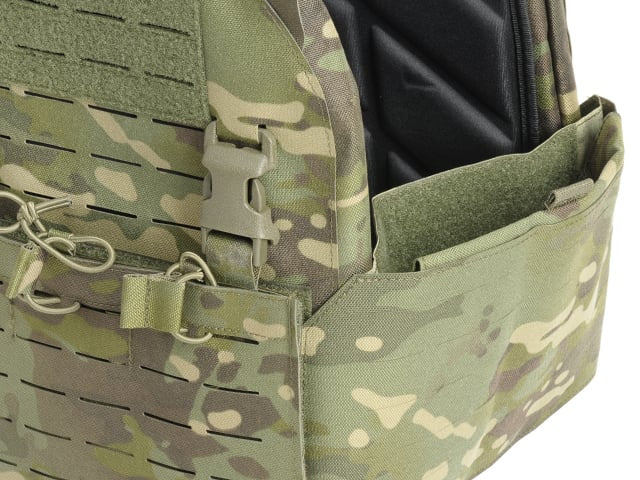 Plate Carrier QRF Laser-Cut Buckle Up Multicamo Tropic di 8FIELDS