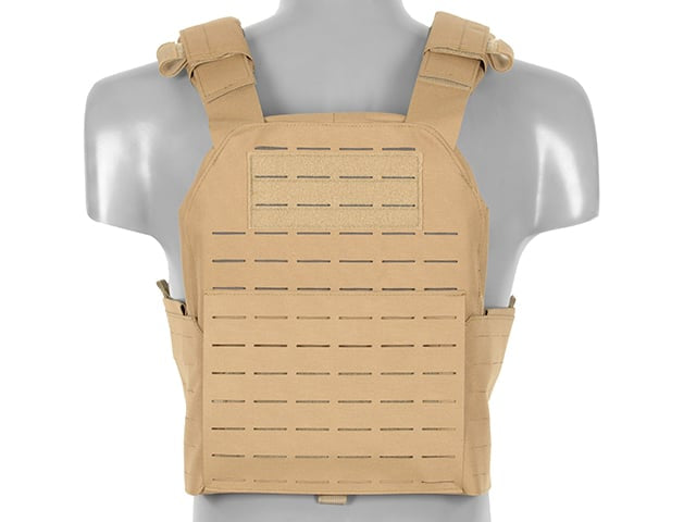 Plate Carrier tattico QRF Laser-Cut Buckle Up con porta caricatori AR15/AK tan di 8FIELDS